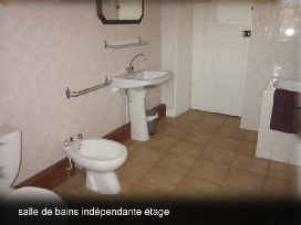 salle de bain-wc du 1er étage du Luc