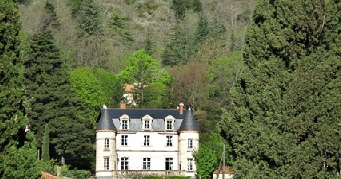 château Massal en Cevennes habitation de F. du Luc chambres d'hôtes